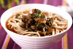 �人������ѧ������Ƭ�������յ���ѵ����